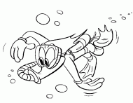 coloring picture of Woody Woodpecker swims into the sea